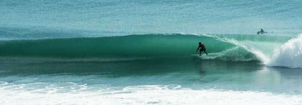 IL SURF IN PIPA