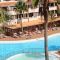 FUERTEVENTURA SURF CAMP IN APARTHOTEL